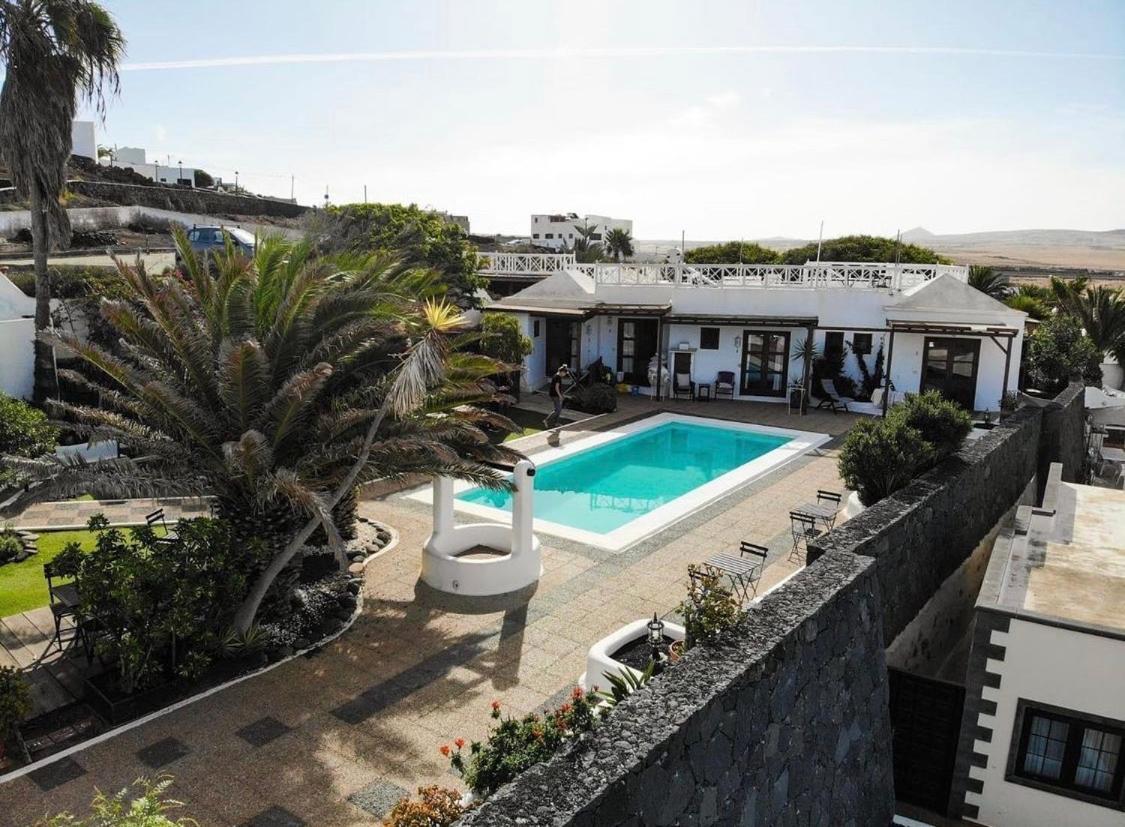 Ferienwohnung Oasis Surf House Soo Exterior foto