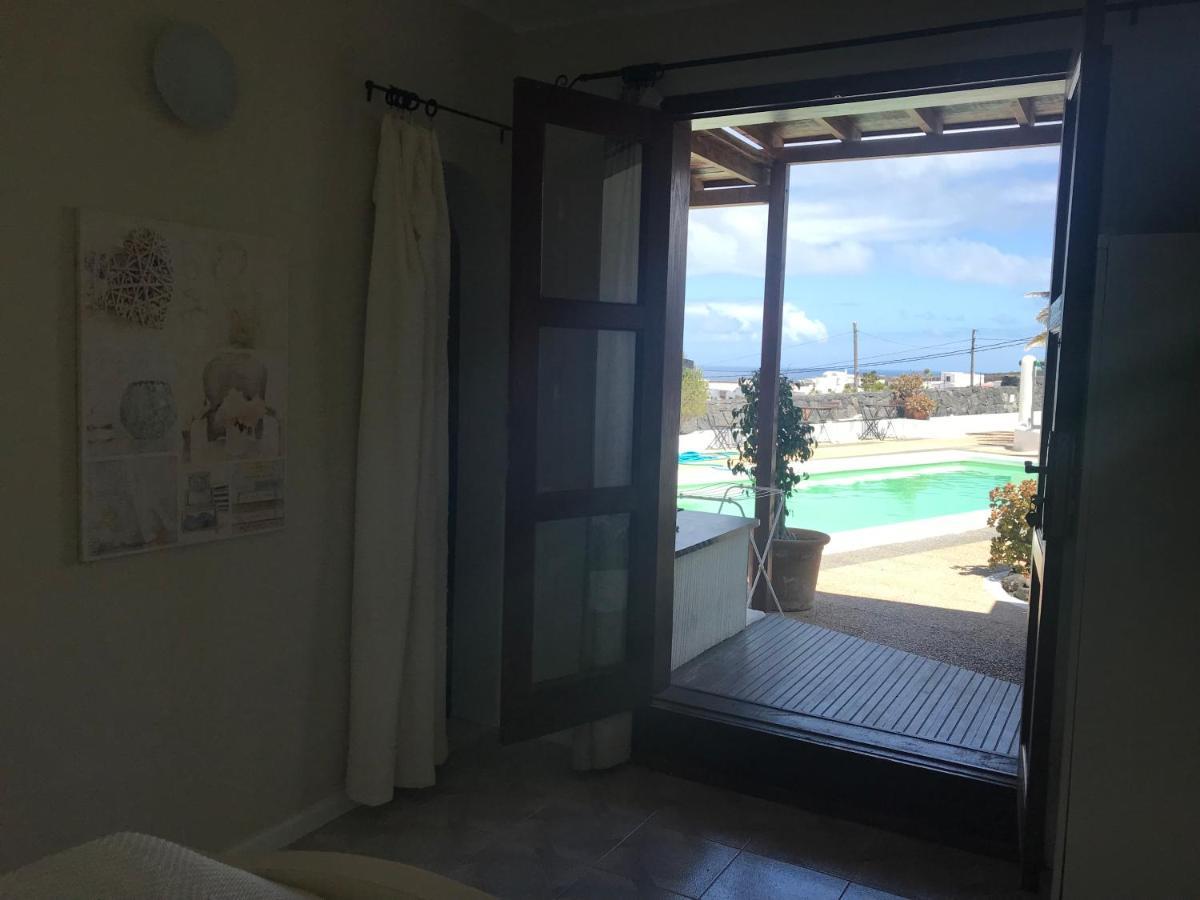 Ferienwohnung Oasis Surf House Soo Exterior foto